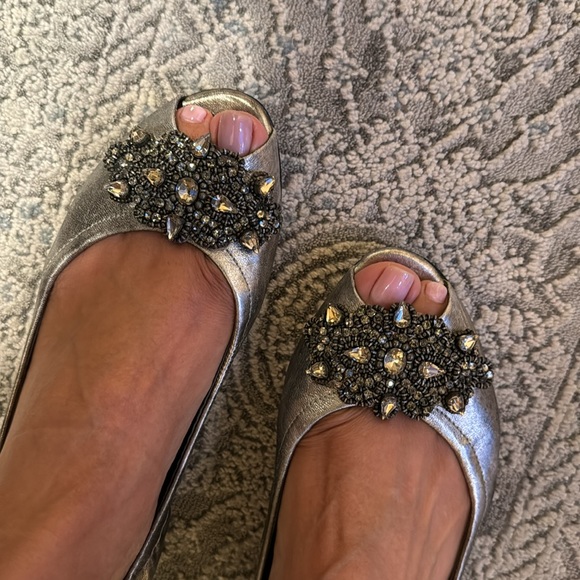 Vera Wang ballet flats - Picture 2 of 5